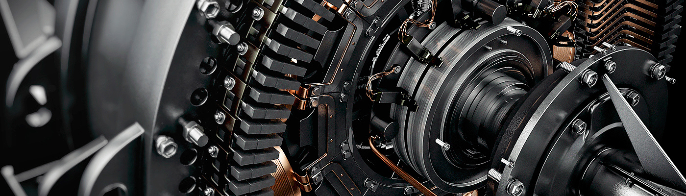 Why is it not recommended that ordinary motors use frequency converters for speed regulation?